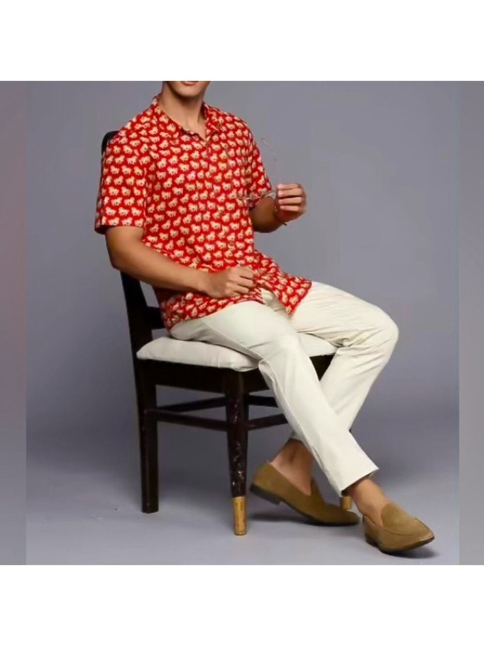 * Jim Thompson 100% Cotton Red Elephant Print Short Sleeve Button Up Shirt US S
